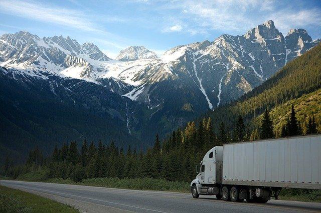 Reduce Cargo Theft With These Trailer Management Tips